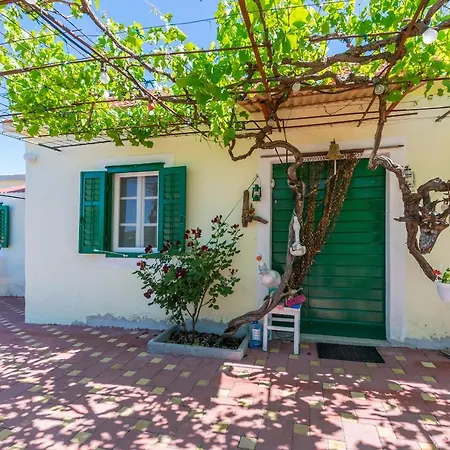 House Paradise Ferienhaus *