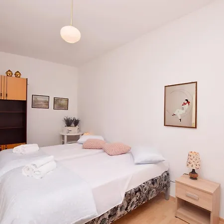 Holiday home House Paradise Vrpolje